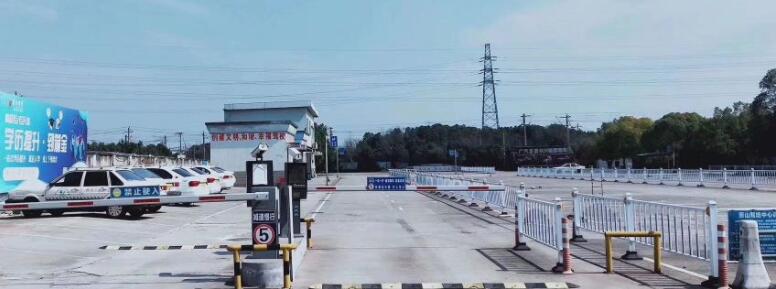 杭州蕭山駕校訓(xùn)練場(chǎng)